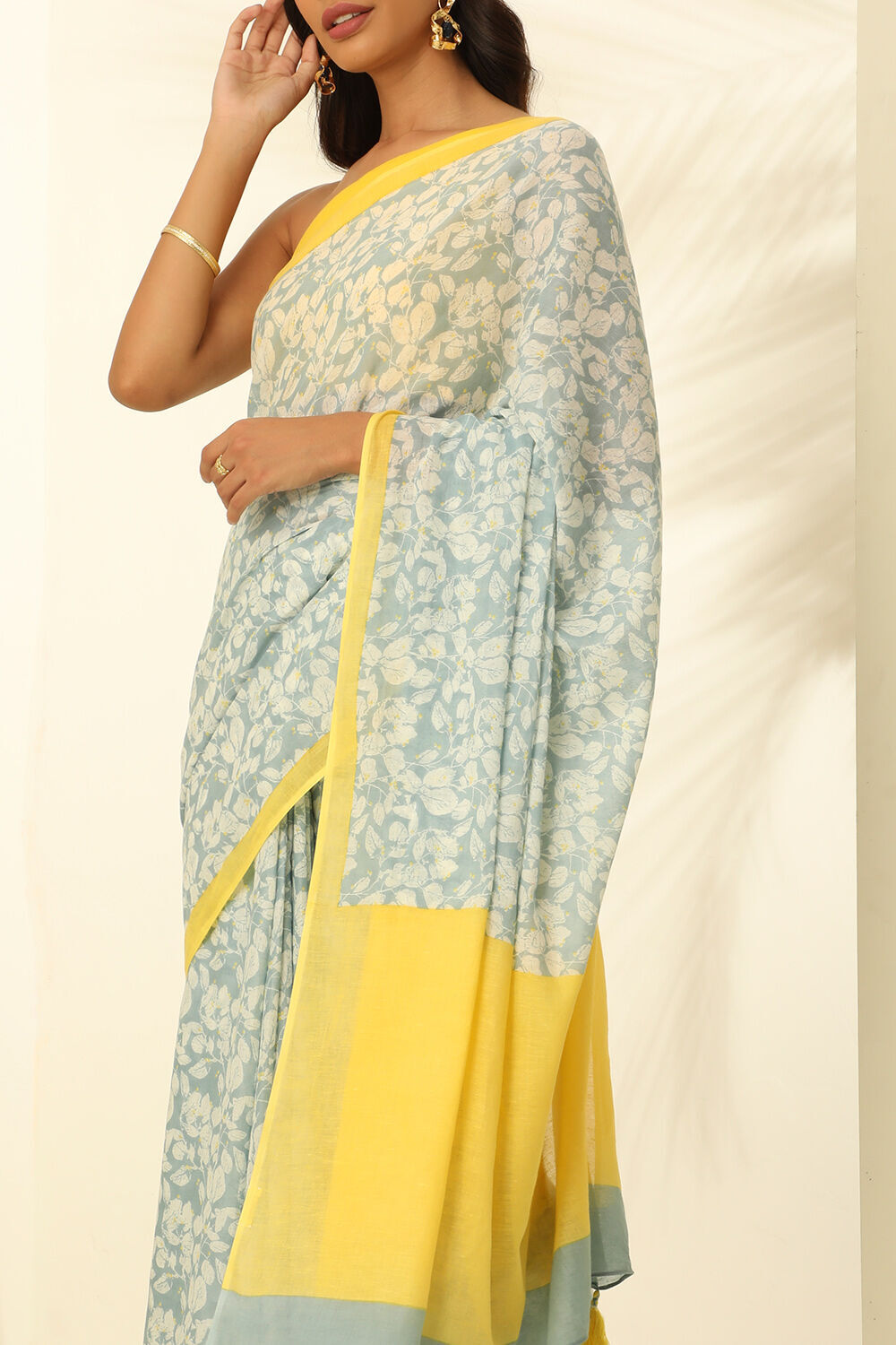 Grey Pure Cotton Mulmul Printed Bengali Saree image number null