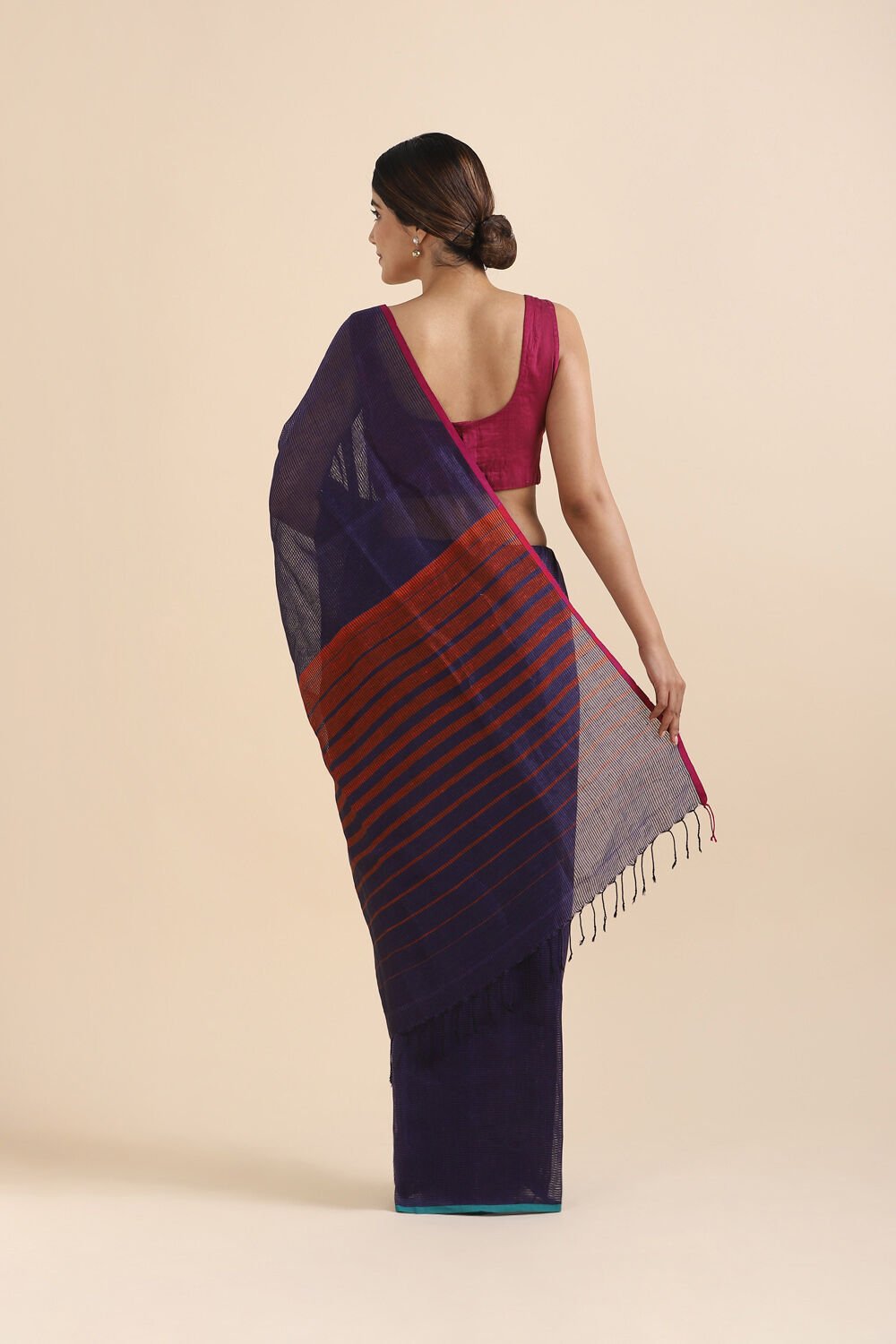 Violet Pure Cotton Linen Bengal Saree image number null