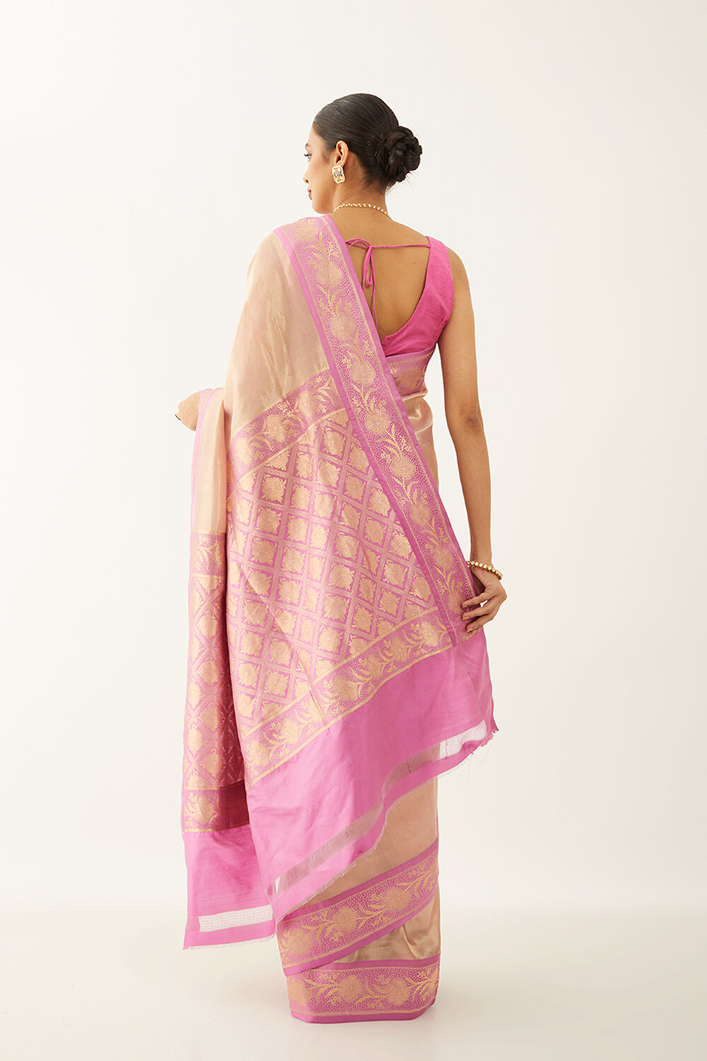Light Violet Pure Silk Tissue Banarasi Kadwa Saree image number null
