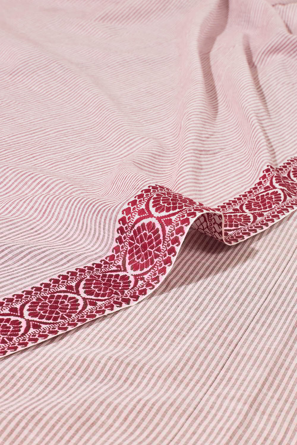 Off White Woven Pure Cotton Bengal Saree image number null