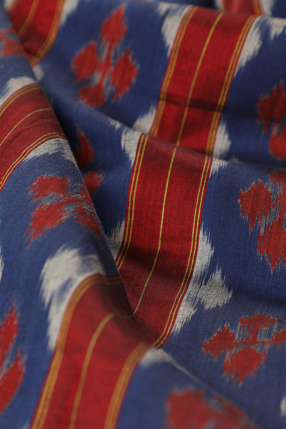 Blue Pure Cotton Pochampalli Ikat Saree image number null