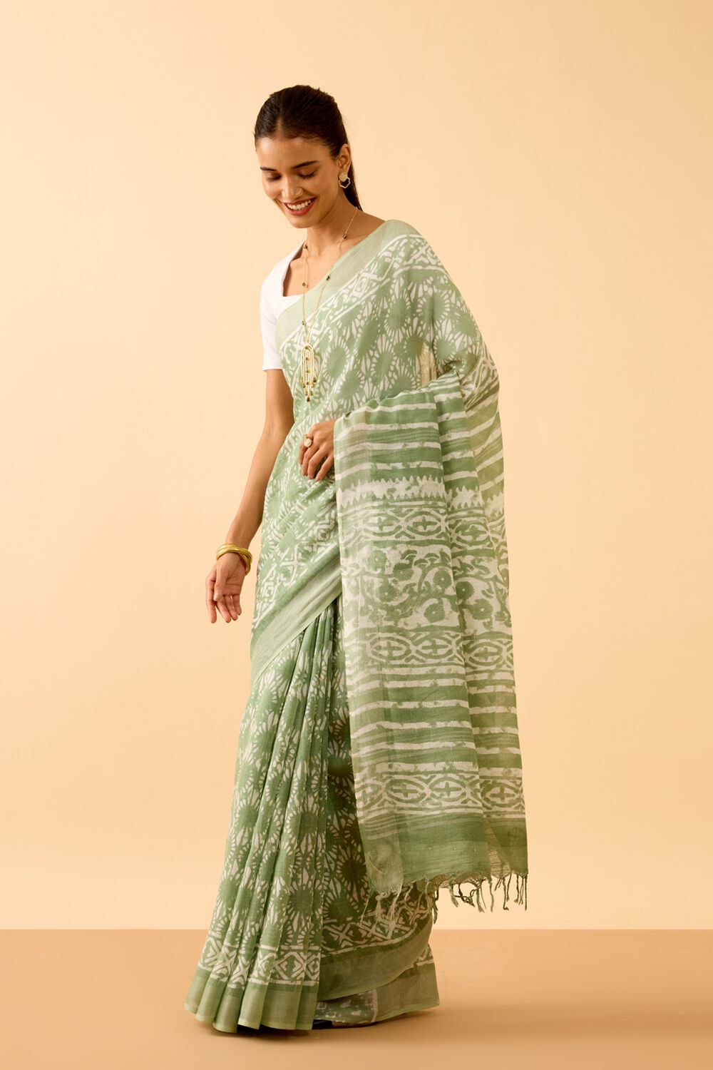 Light Green Rajasthan Cotton Viscose Dabu Block Printed Saree image number null