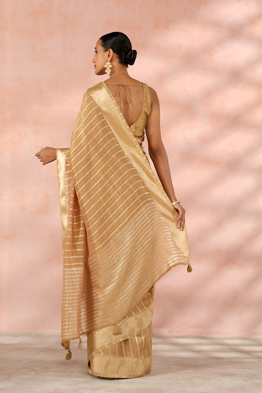 Brown Contemporary Viscose Tissue Woven Saree image number null
