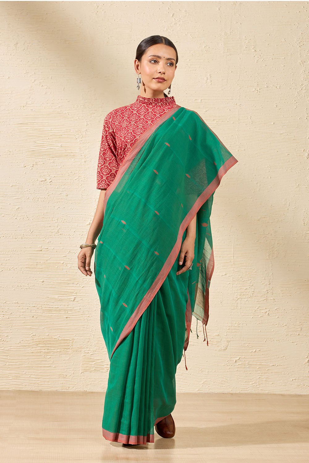 Green Bengal Pure Cotton Jamdani Saree image number null