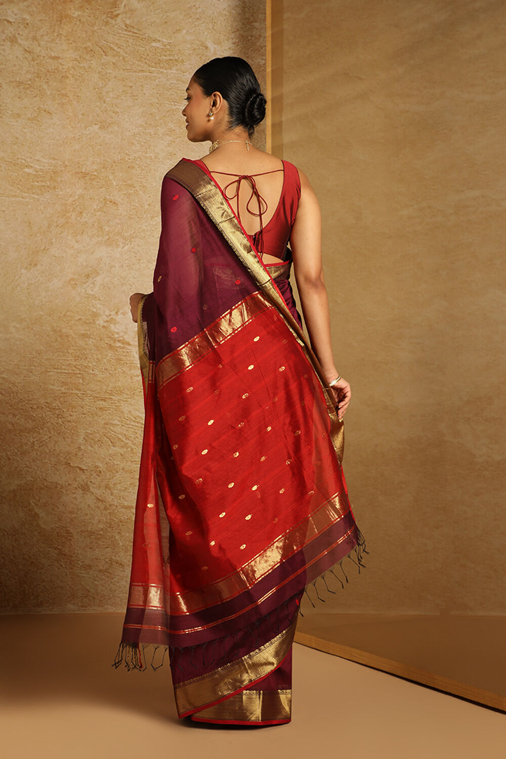 Purple Pure Silk Cotton Woven Maheshwari Saree image number null