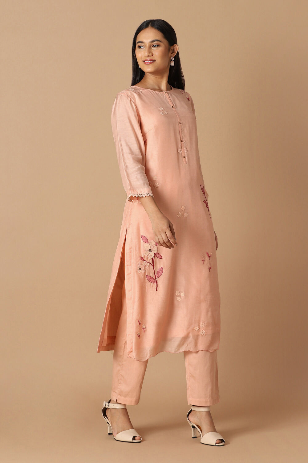 Light Pink Embroidered Kurta Set image number null