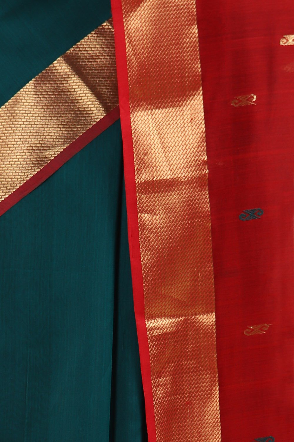 Dark Green Pure Silk Cotton Maheswari Saree image number null