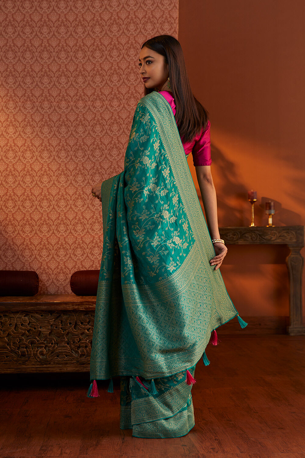 Green Woven Viscose Saree image number null