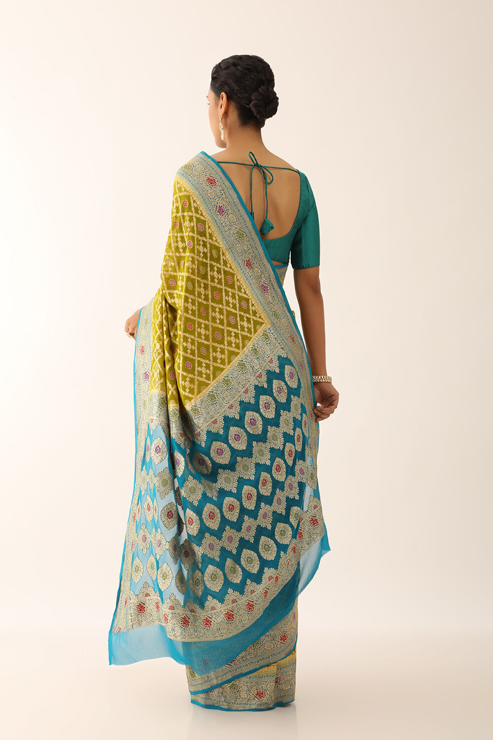 Light Green Pure Silk Georgette Woven Banarasi Saree image number null
