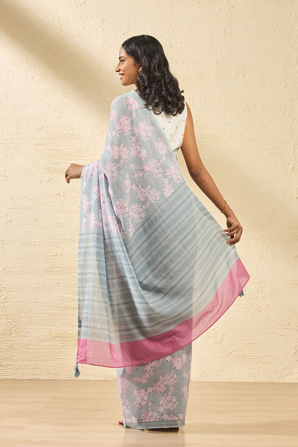 Grey Pure Mulmul Cotton Screen Printed Bengal Saree image number null