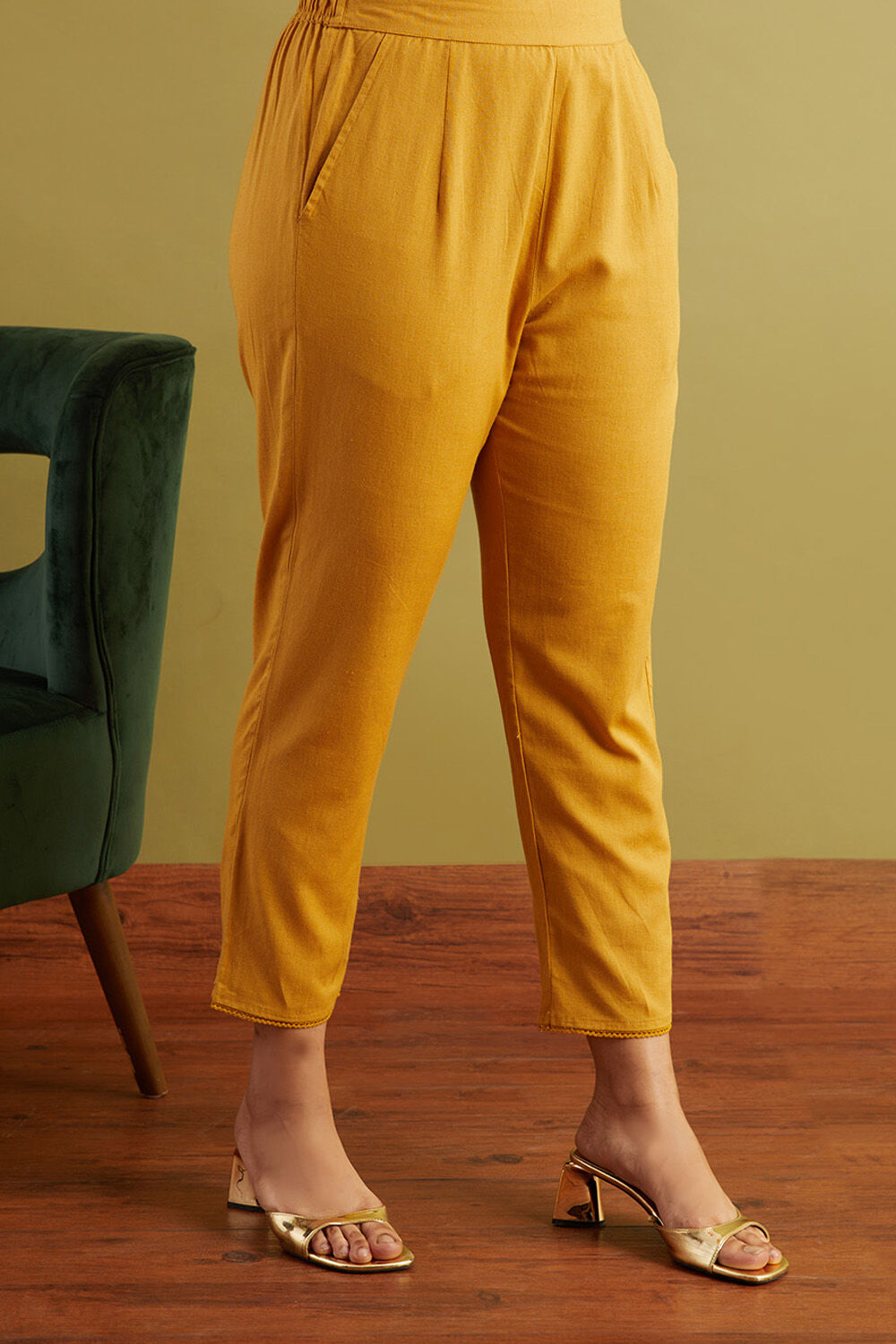 Yellow Pure Cotton Woven Trouser image number null