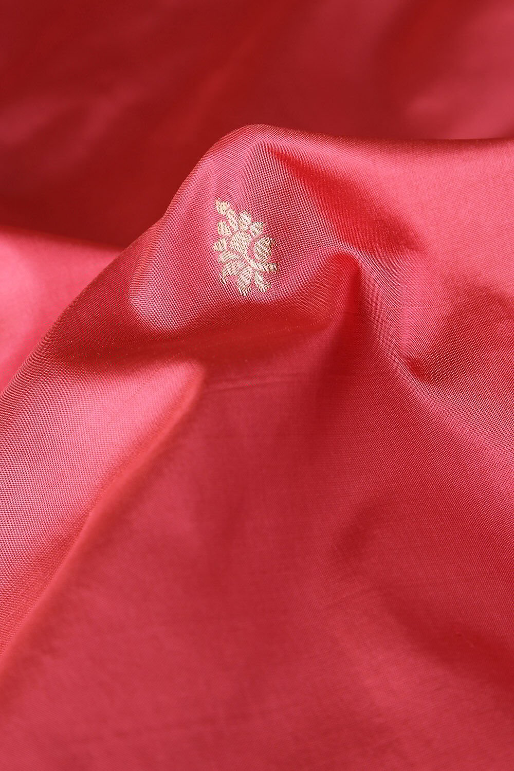 Pink Pure Silk Banarasi Saree image number null