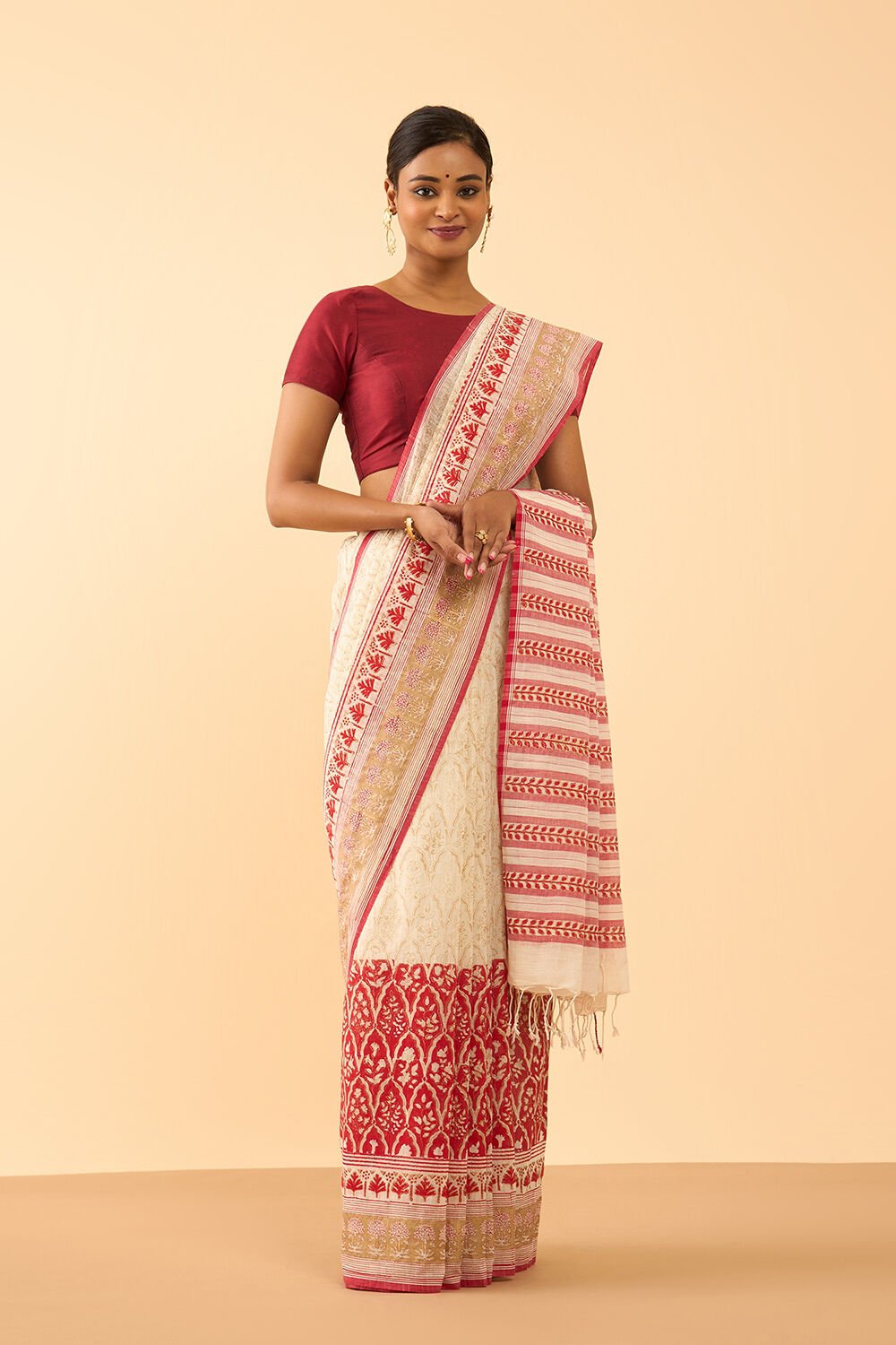 Off White Pure Cotton Block Printed Bengal Saree image number null