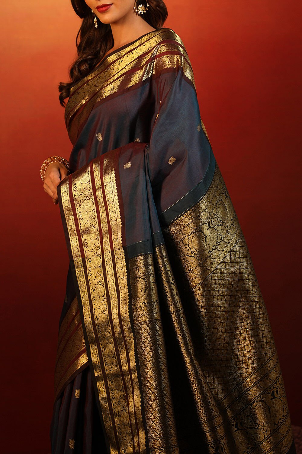 Blue Woven Pure Silk Kanjivaram Saree image number null