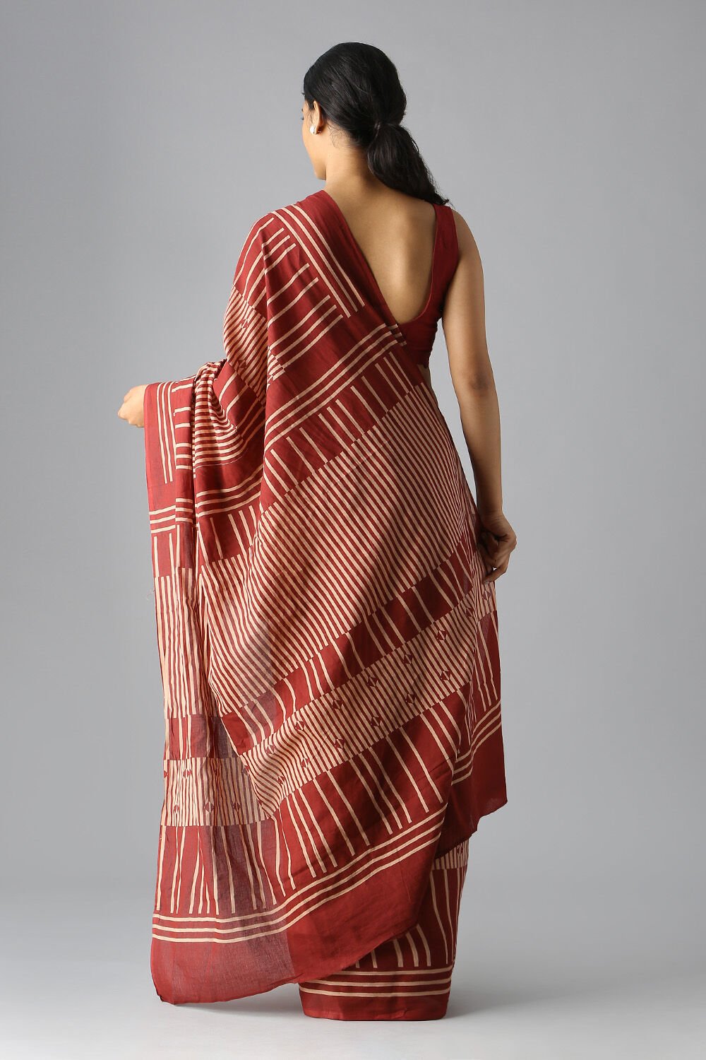 Beige Pure Cotton Printed Saree image number null