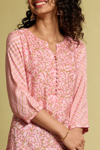 Light Pink Screen Printed Viscose Kurta thumbnail image number null