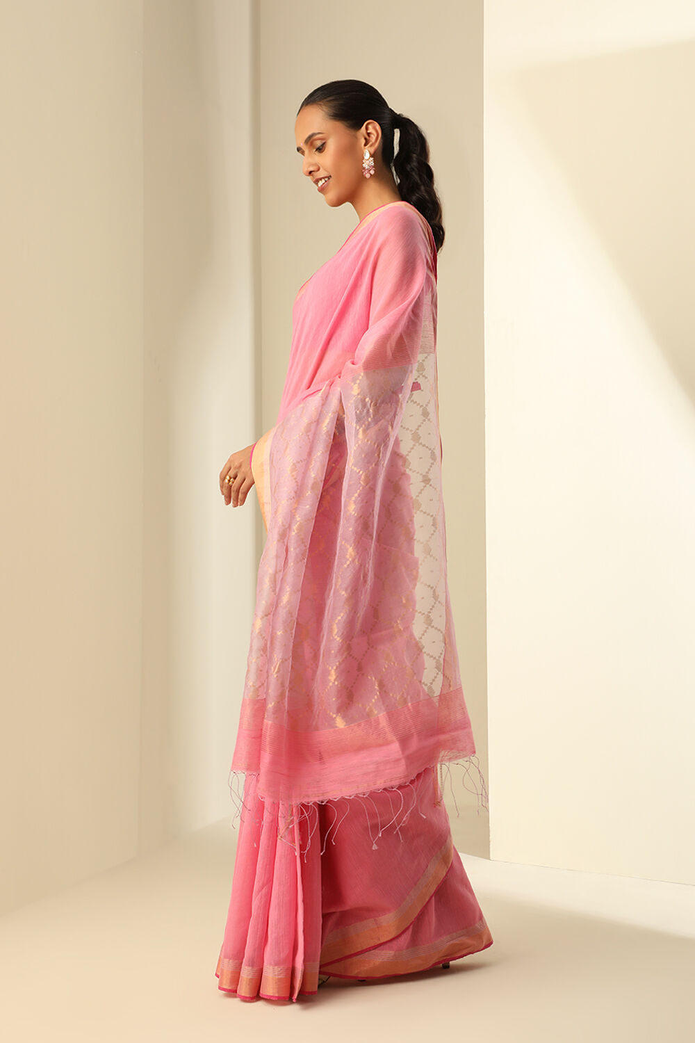 Pink Pure Silk Cotton Woven Bengali Saree image number null
