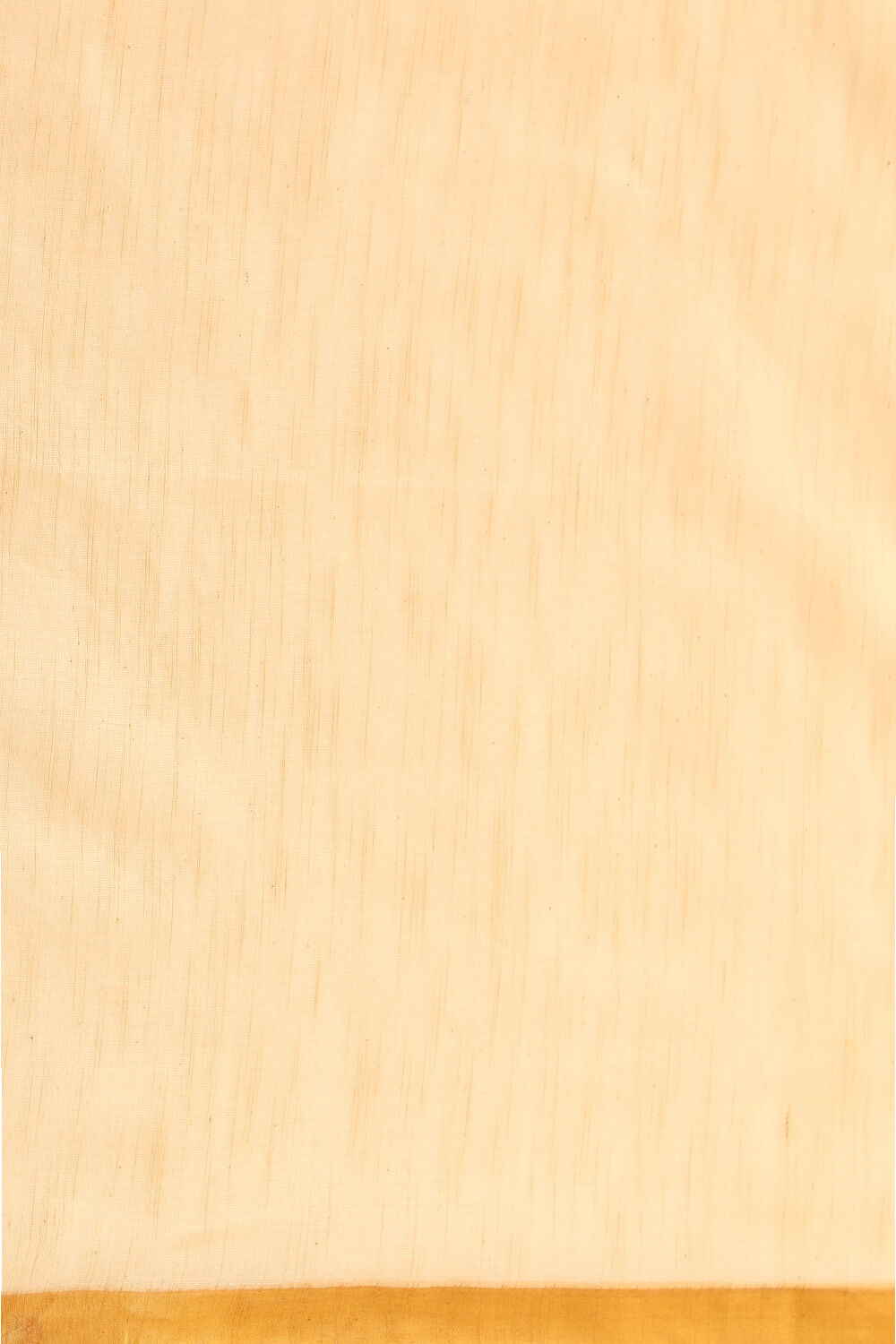 Off White Printed Bengal Pure Cotton Saree image number null