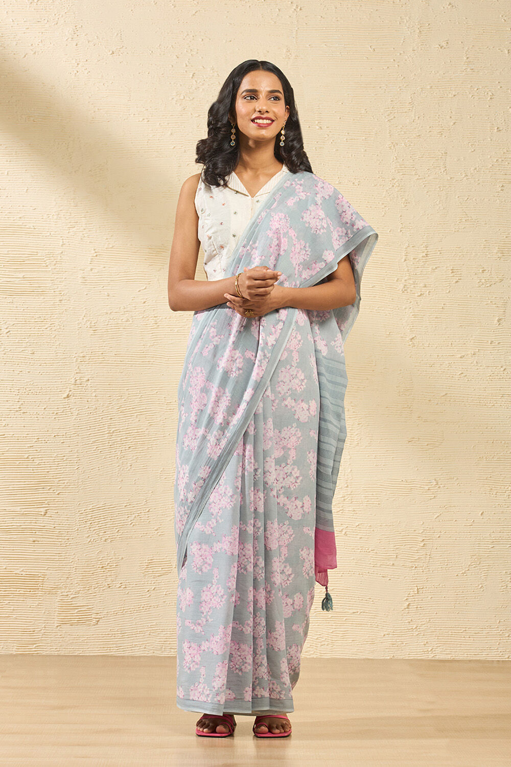 Grey Pure Mulmul Cotton Screen Printed Bengal Saree image number null