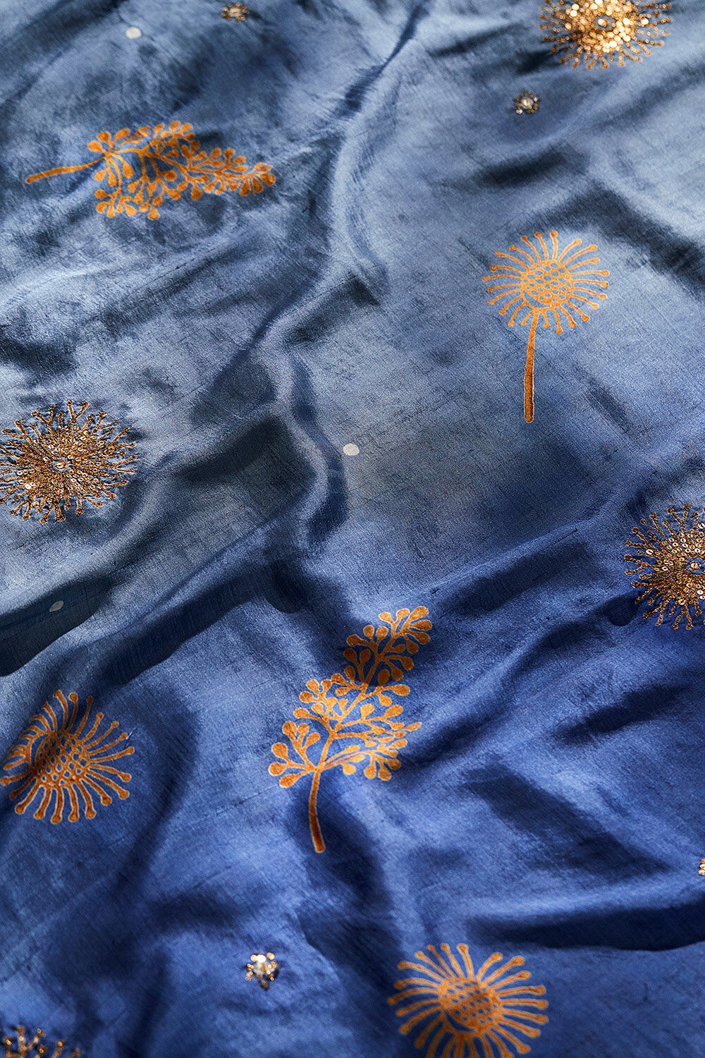 Blue Contemporary Pure Silk Hand Painted Saree image number null