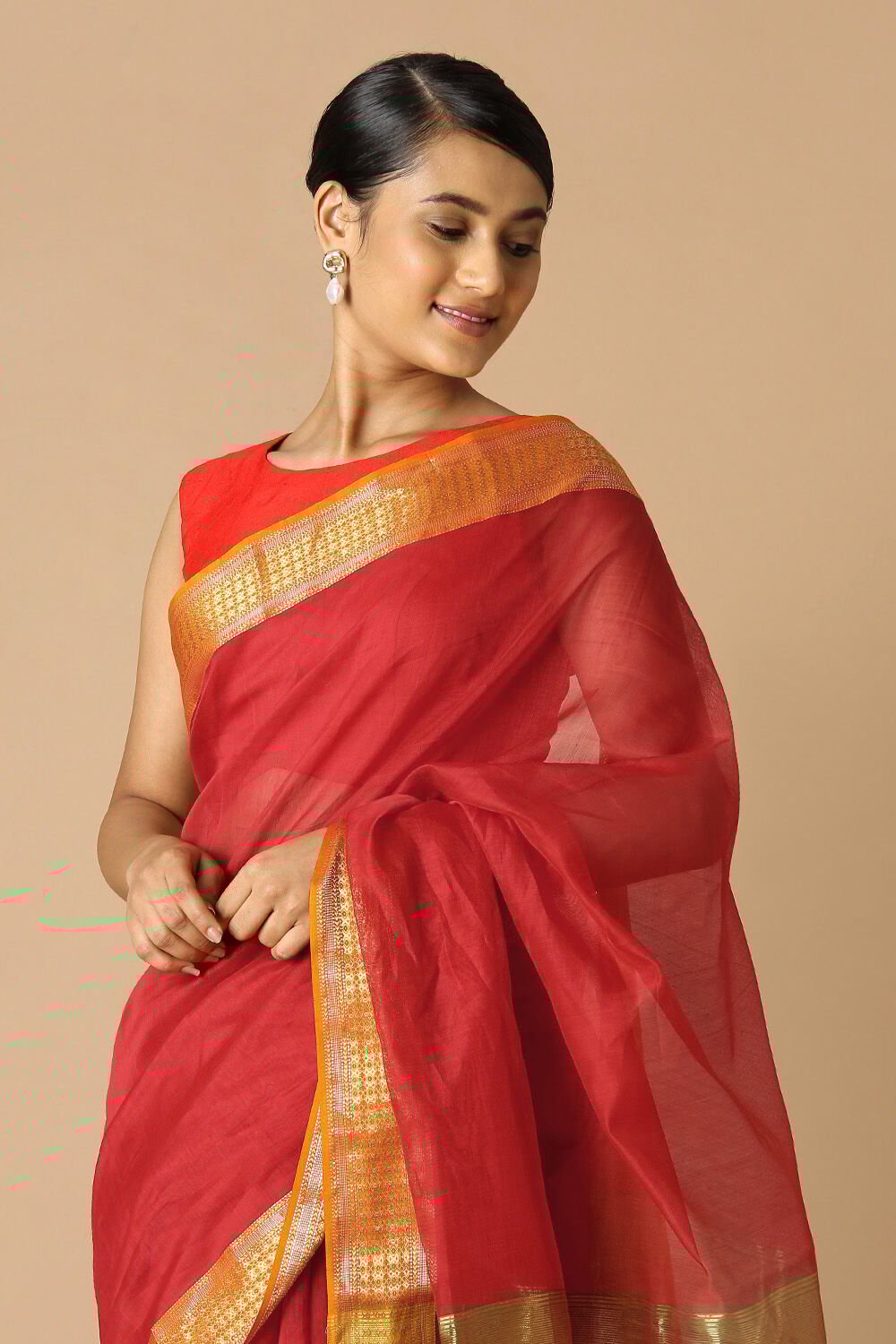 Red Pure Silk Cotton Maheswari Saree image number null