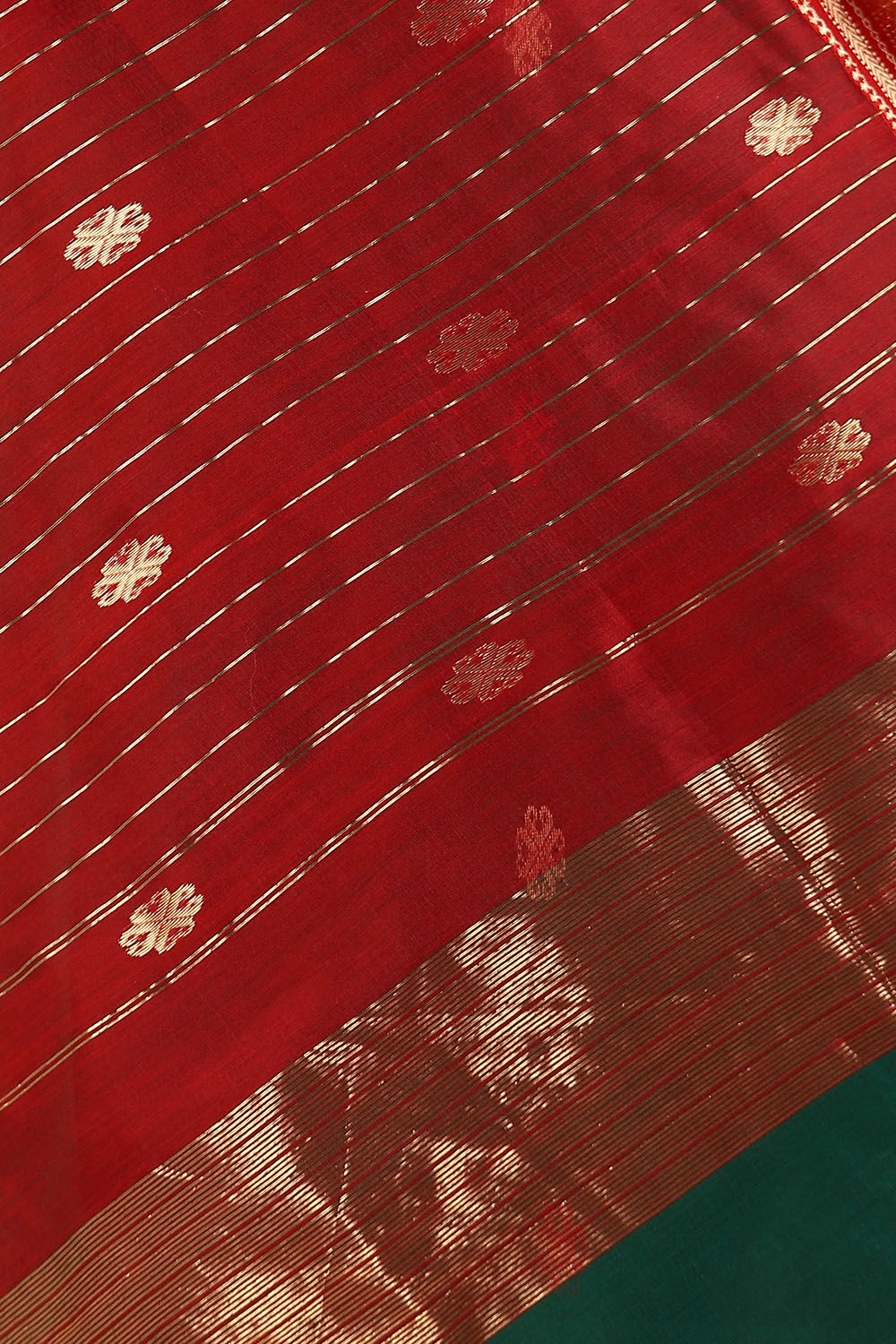 Dark Green Pure Silk Cotton Maheswari Saree image number null