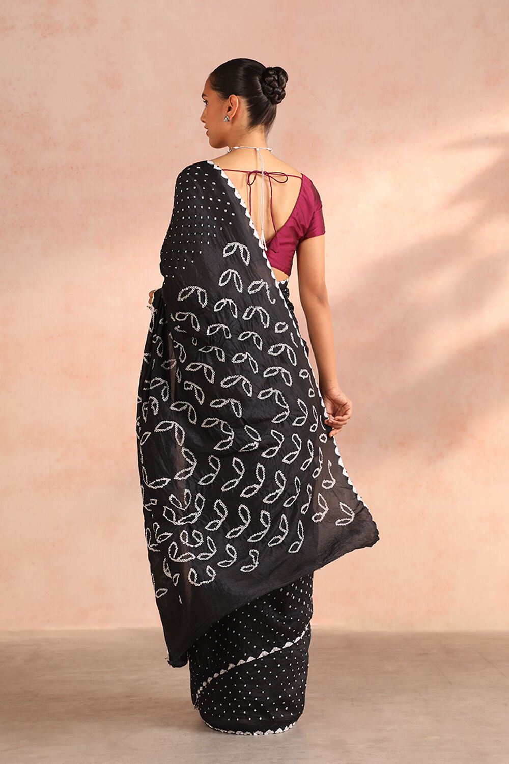 Black Gujarat Pure Silk Bandhani Saree image number null