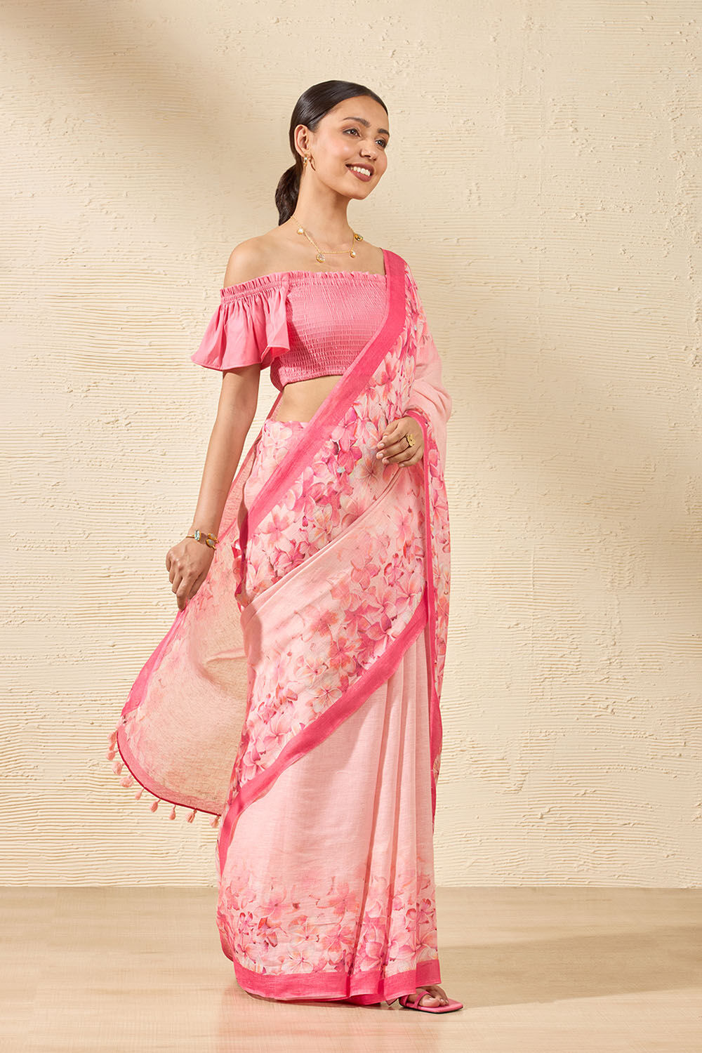 Pink Printed Pure Linen Saree image number null