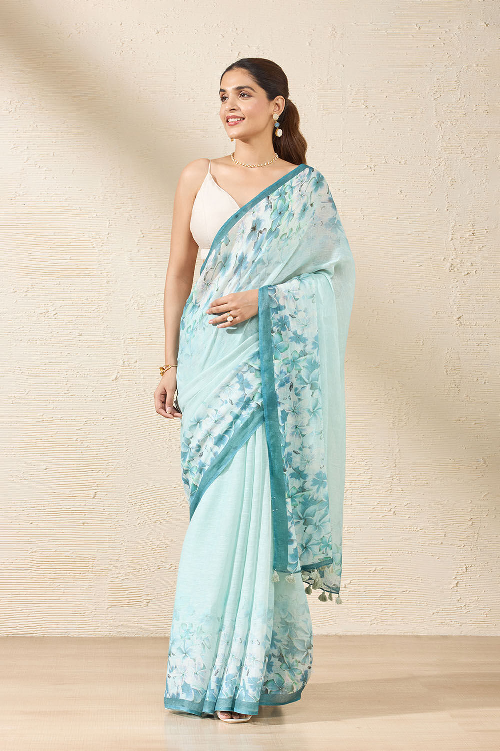 Blue Printed Pure Linen Saree image number null