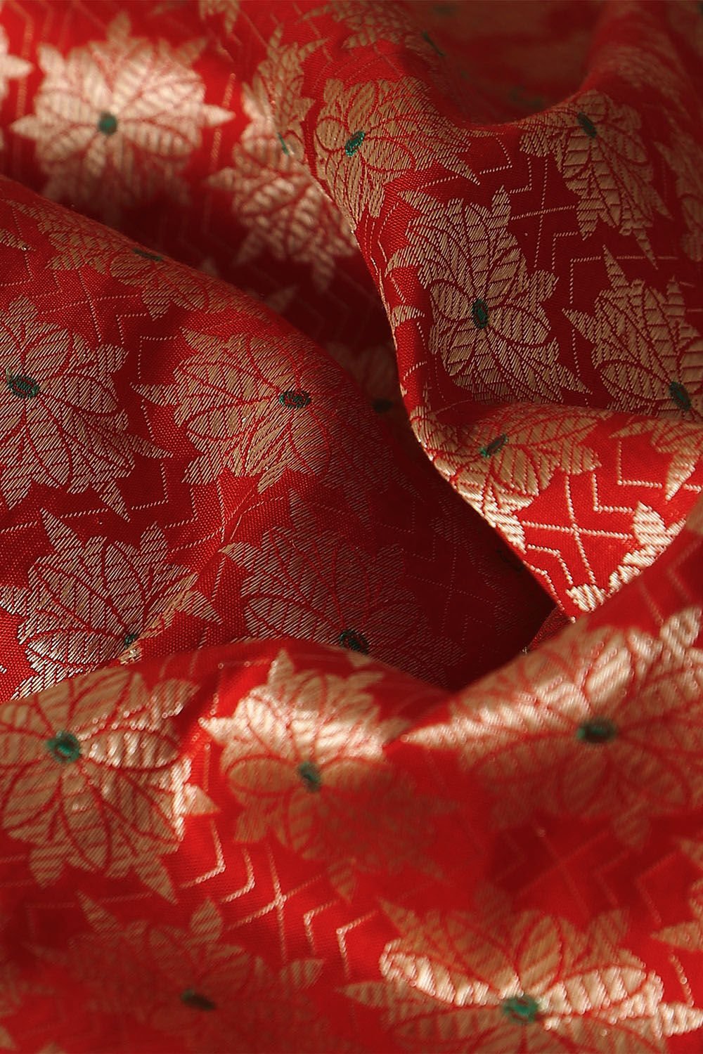 Red Pure Silk Banarasi Brocade Saree image number null