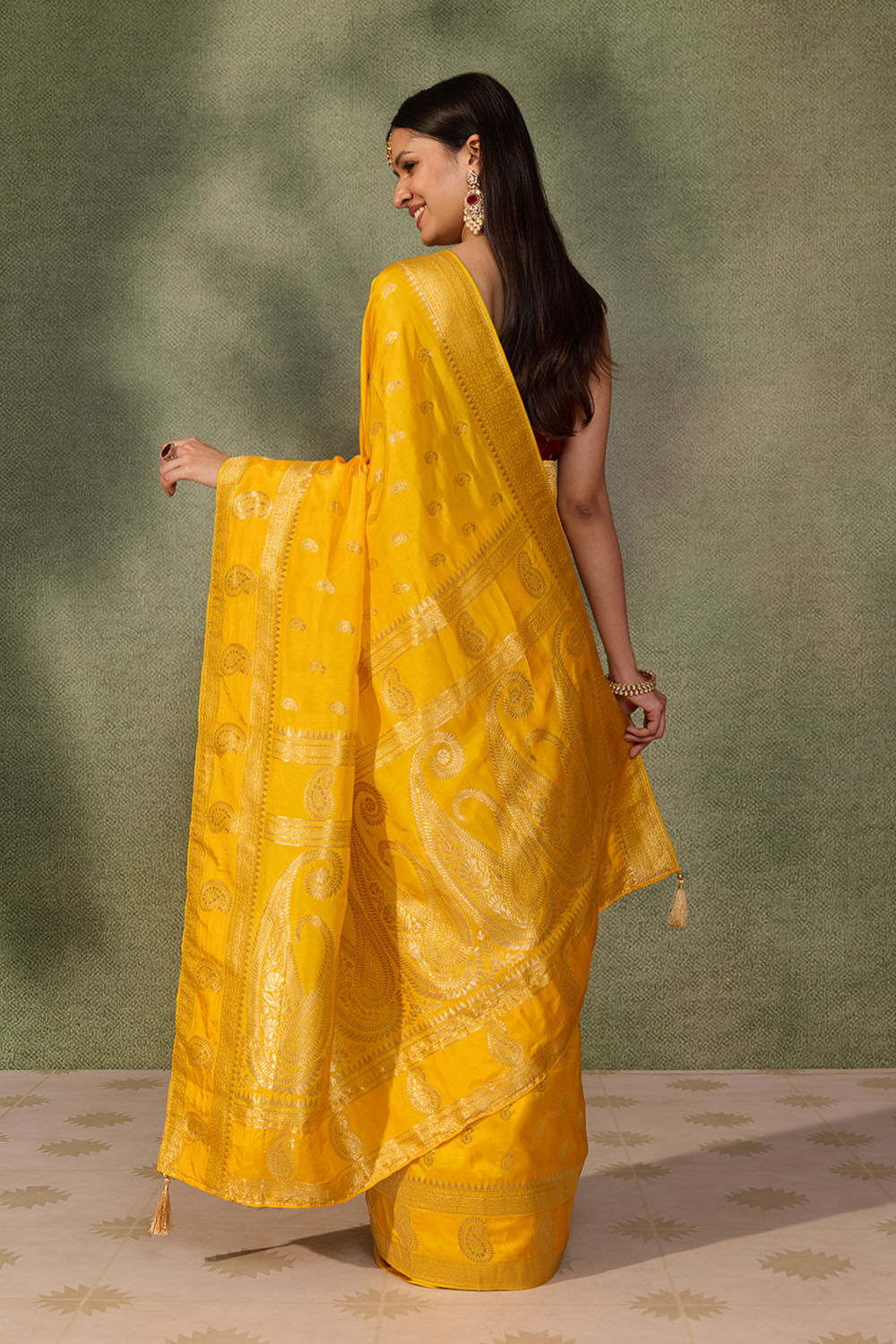 Yellow Woven Pure Viscose Saree image number null