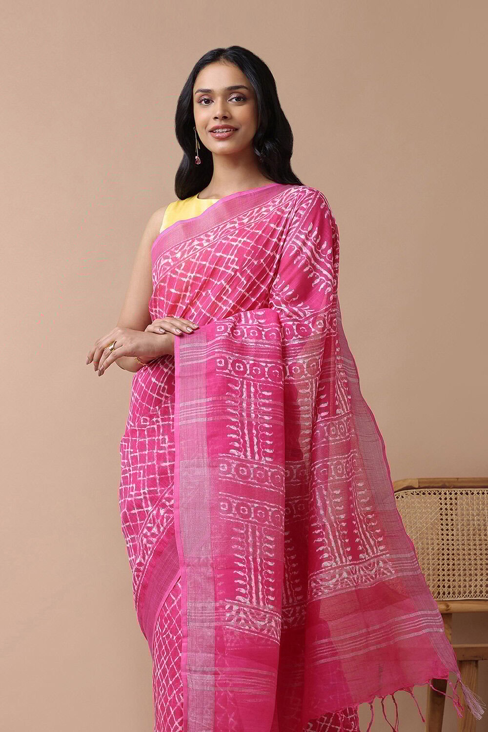 Pink Cotton Viscose Contemporary Block Printed Saree image number null