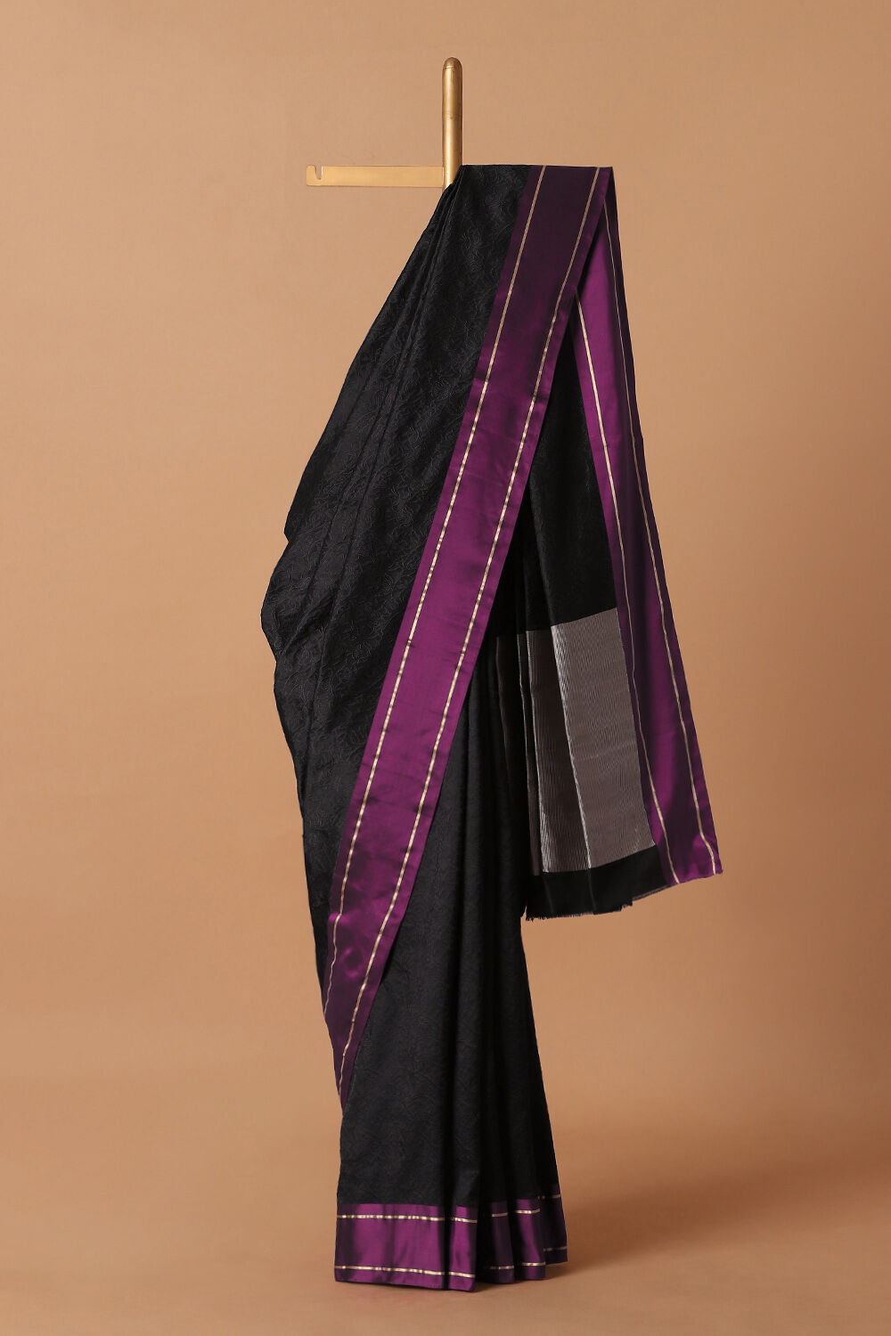 Black Pure Silk Banarasi Tanchoi Saree image number null