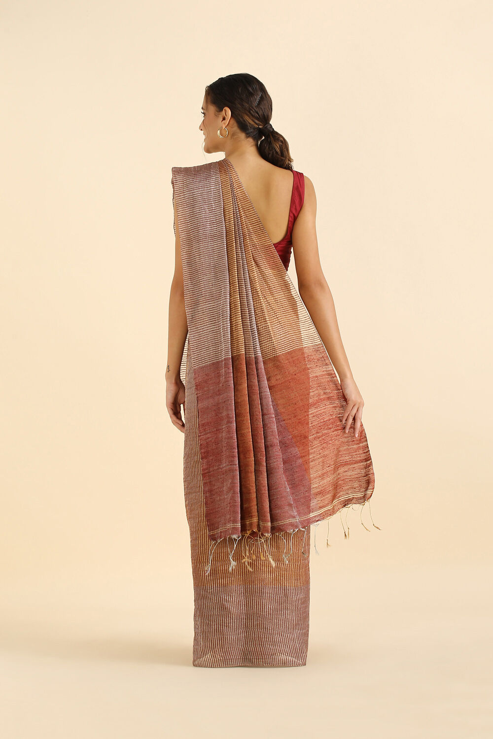 Light Red Pure Tissue Vanya Bengal Saree image number null