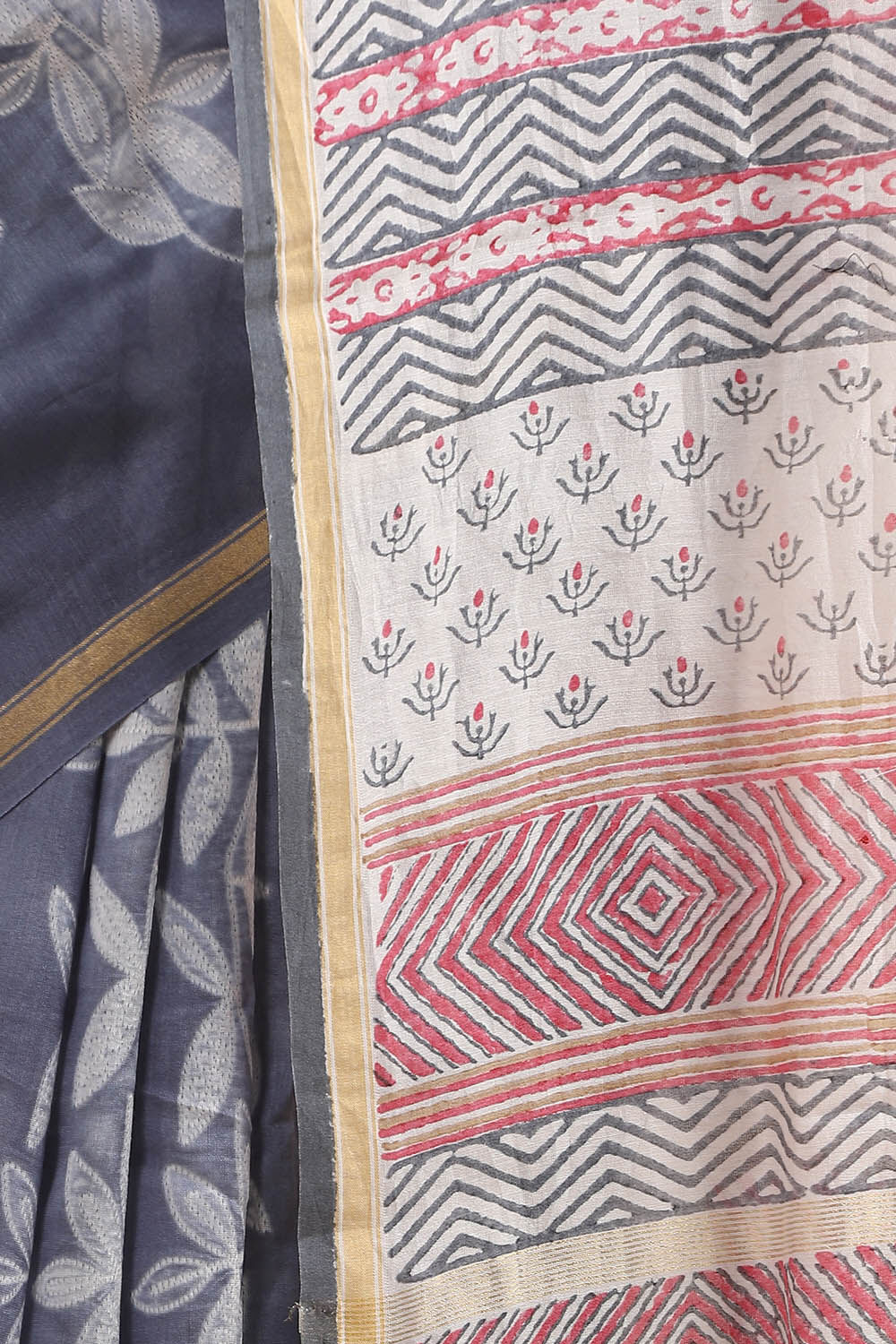 Grey Pure Silk Cotton Shibori Saree image number null
