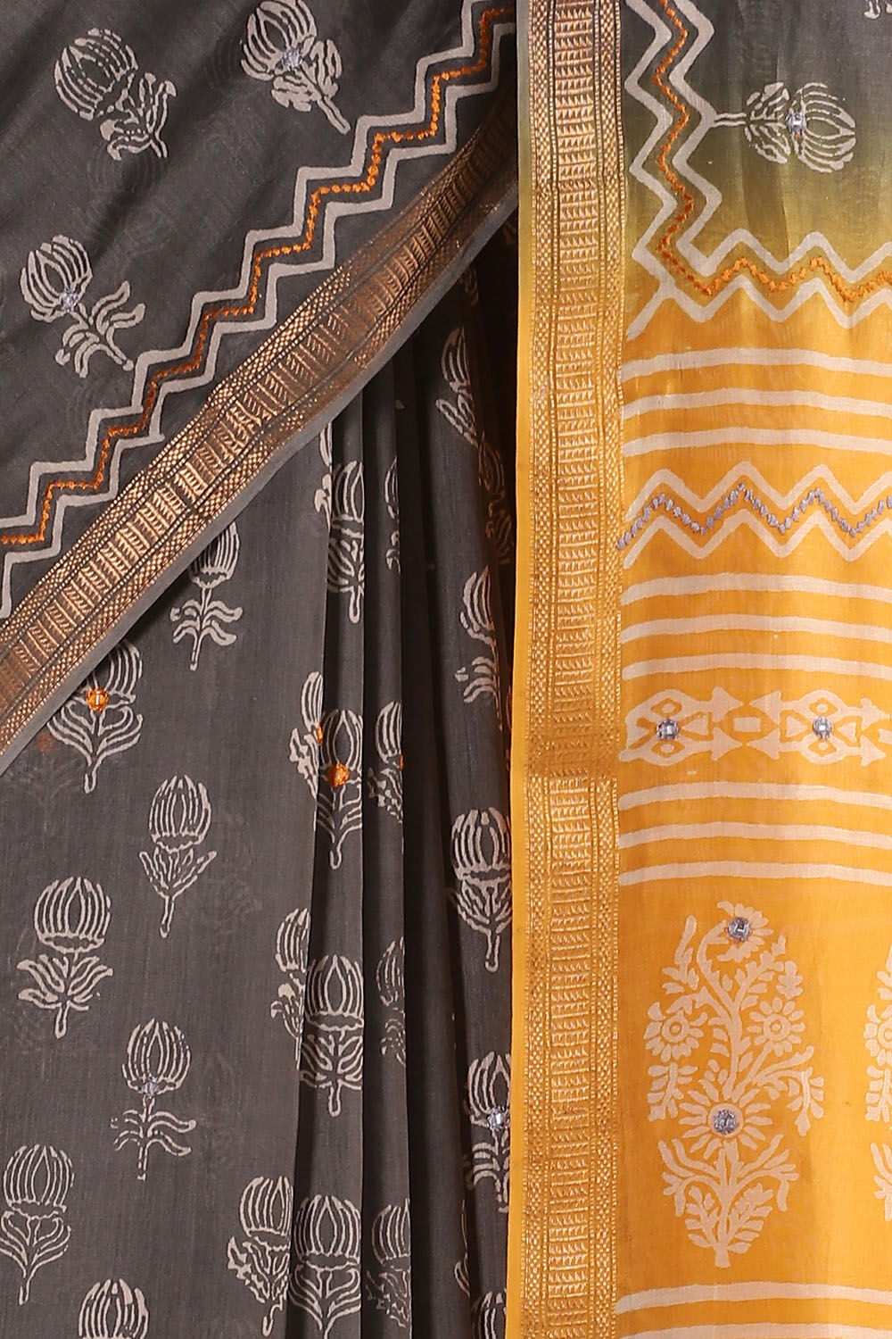 Grey Pure Silk Cotton Embroidered Saree image number null