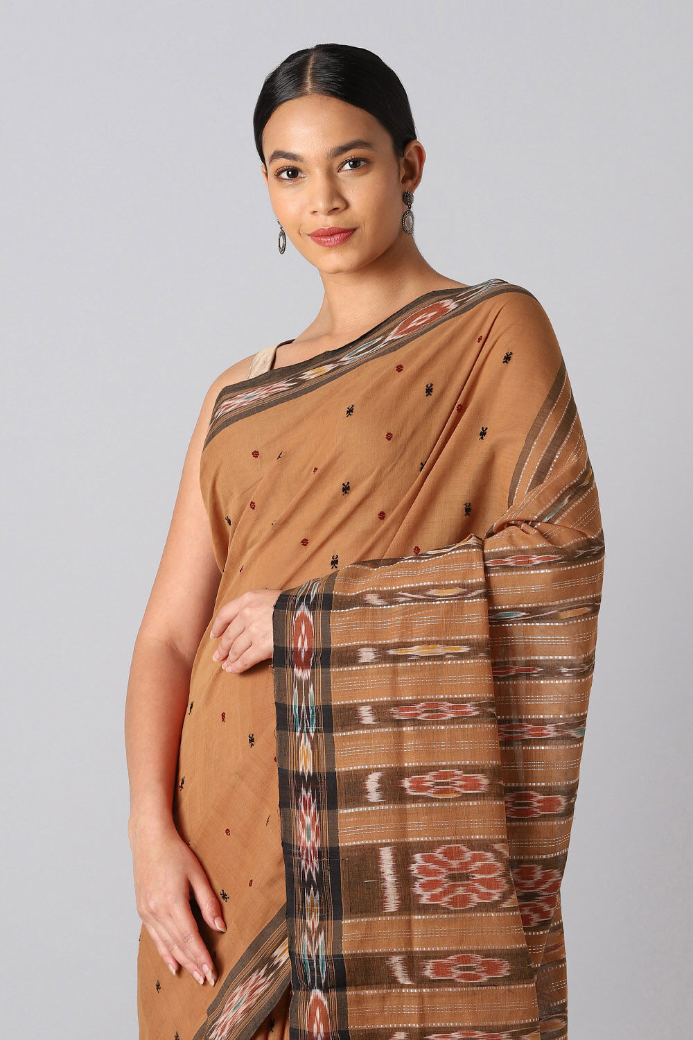Light Pure Brown Cotton Sambalpuri Ikat image number null