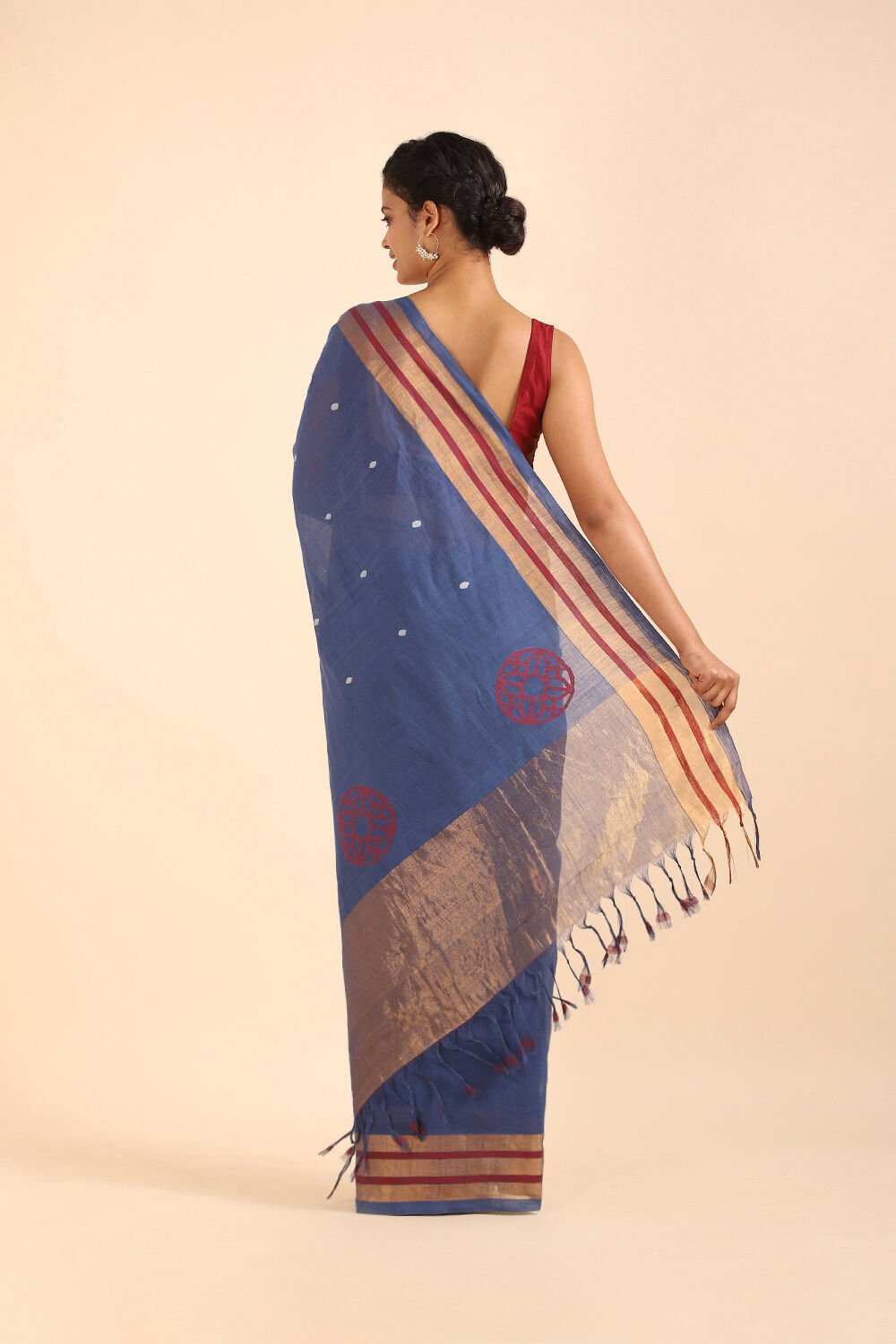 Blue Pure Khadi Cotton Ponduru Jamdani Saree image number null