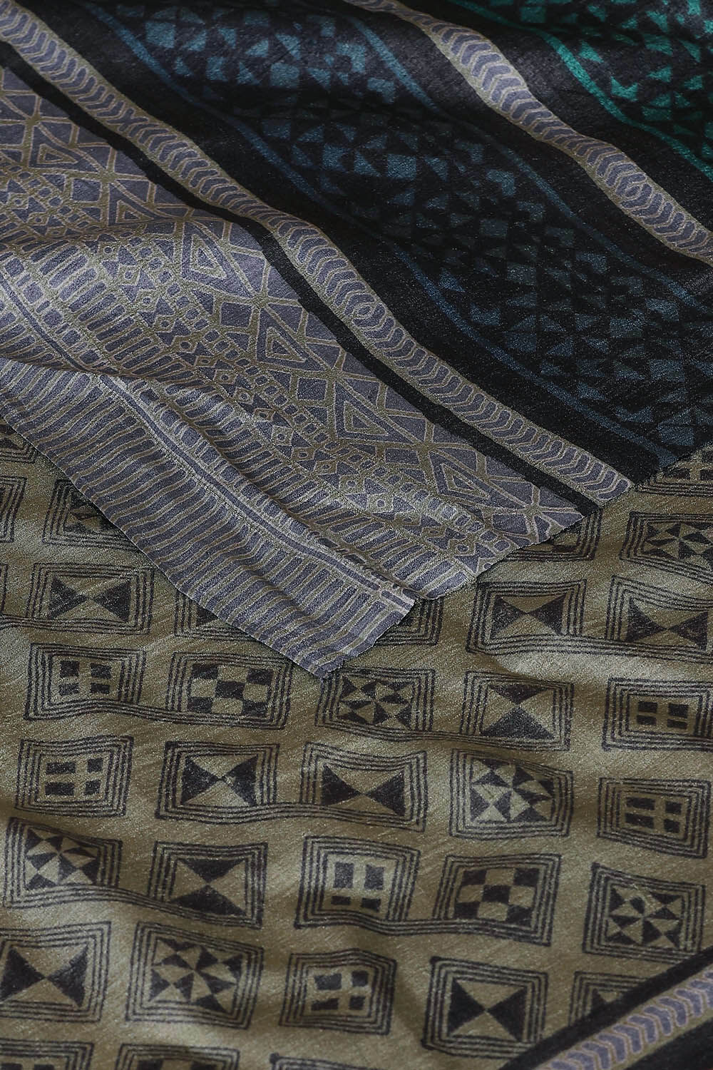 Grey Pure Tussar Silk Printed Saree image number null