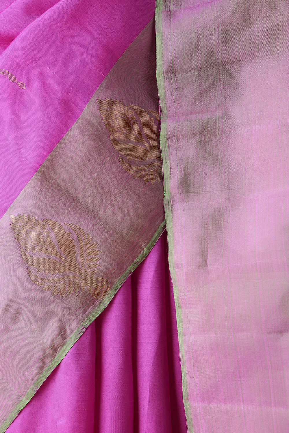 Dark Pink Pure Silk Kanjivaram Saree image number null