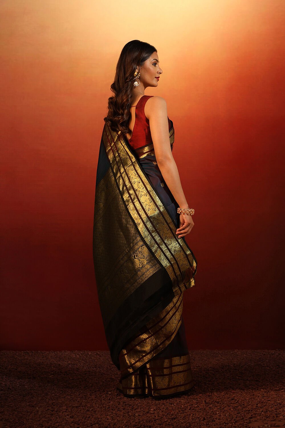 Blue Woven Pure Silk Kanjivaram Saree image number null