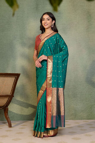Green Silk Viscose Cutwork Banarasi Inspired Design Saree thumbnail image number null