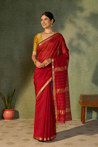 Red Woven Pure Silk Cotton Maheshwari Saree thumbnail image number null