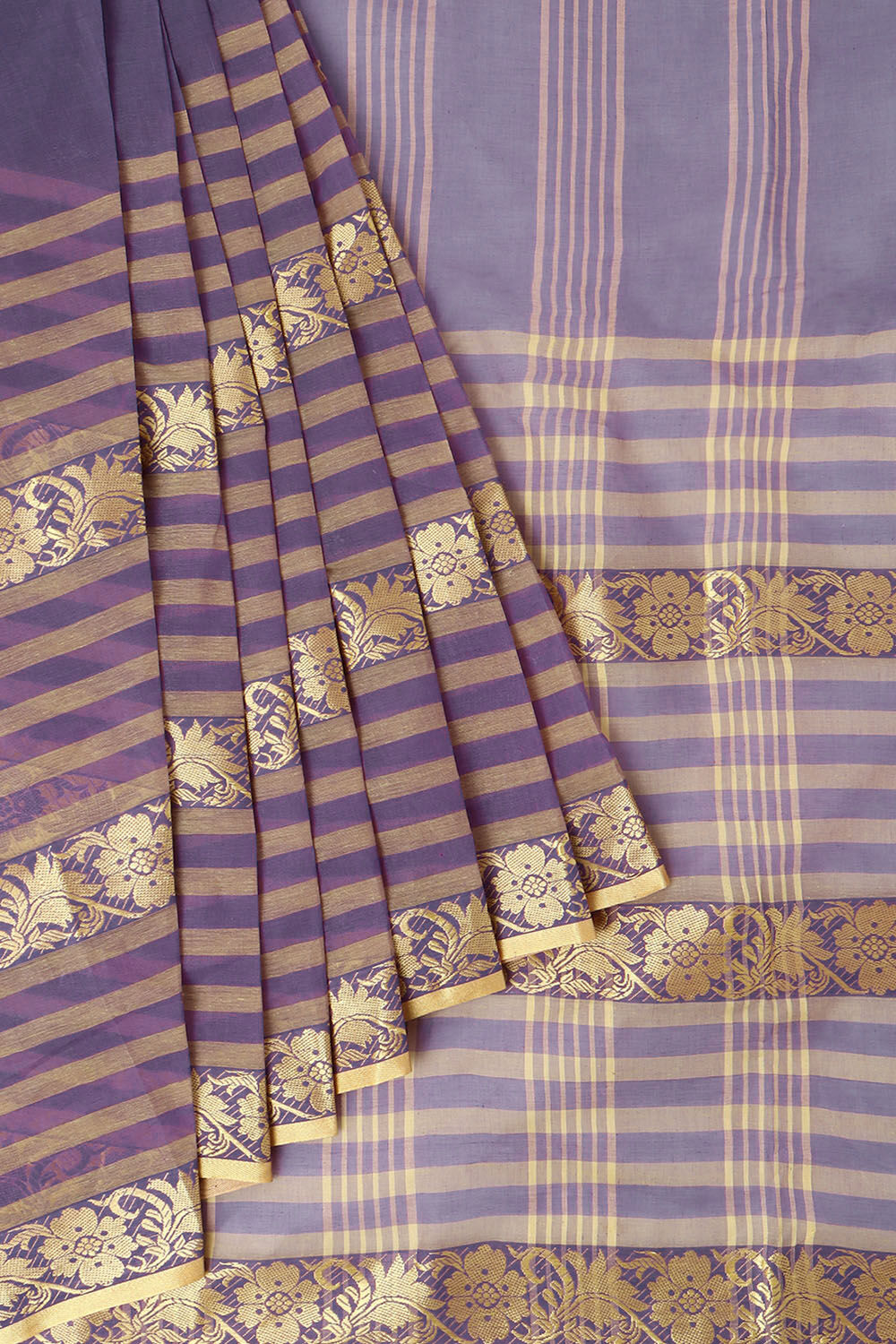 Multicolored Pure Cotton Bengal Saree image number null