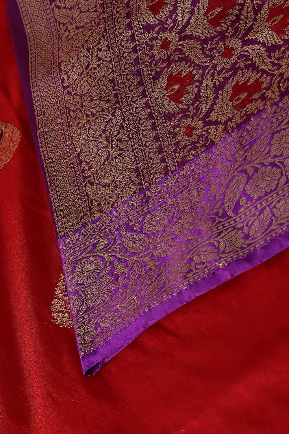 Red Pure Silk Banarasi Saree image number null