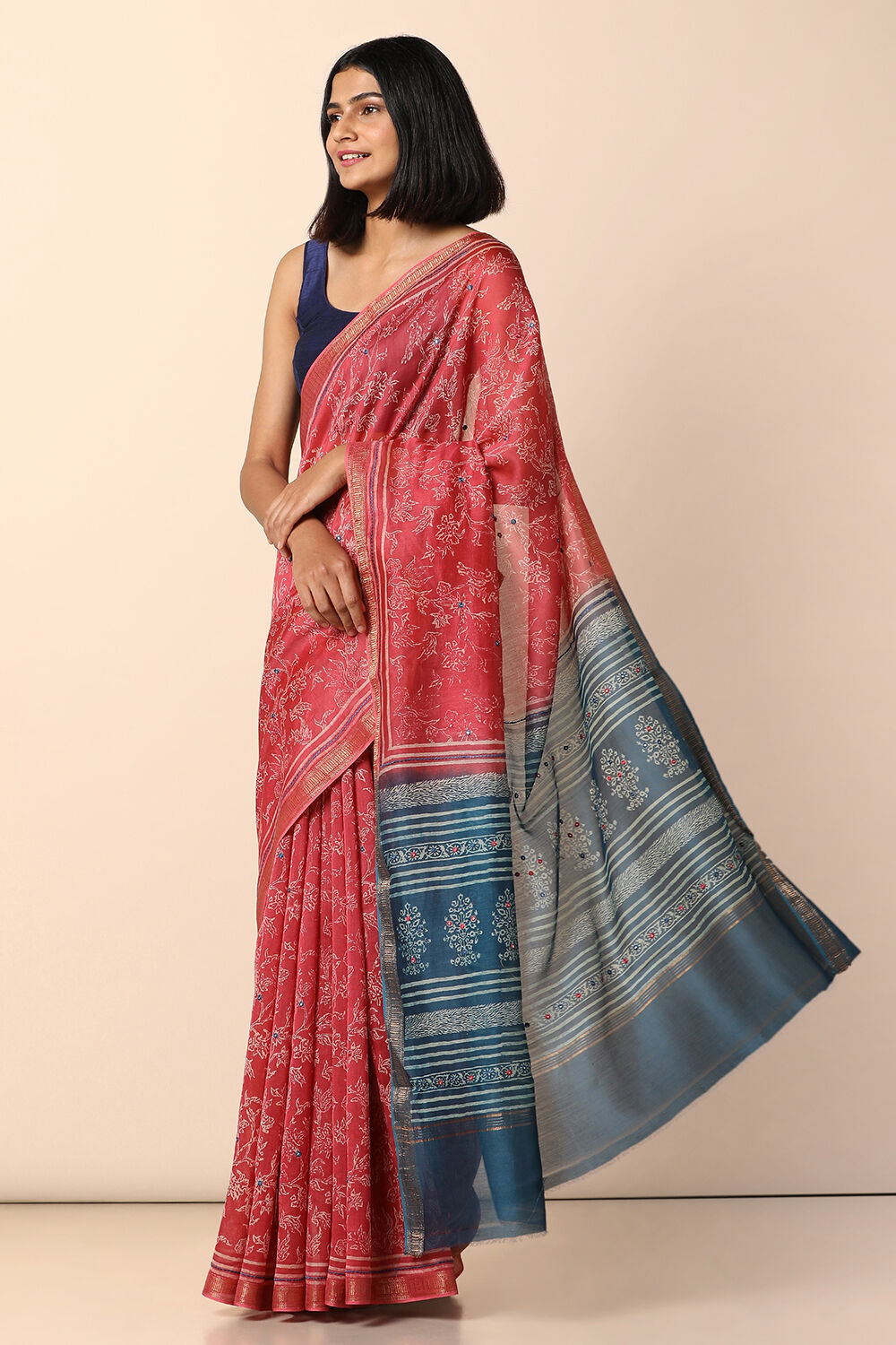 Red Pure Silk Cotton Embroidered Saree image number null