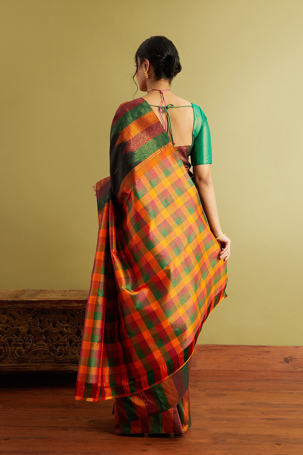 Black Woven Pure Silk Kanjivaram Saree image number null