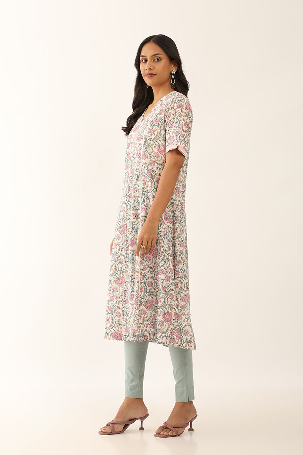 Pink Printed Sanganeri Cotton Kurta image number null