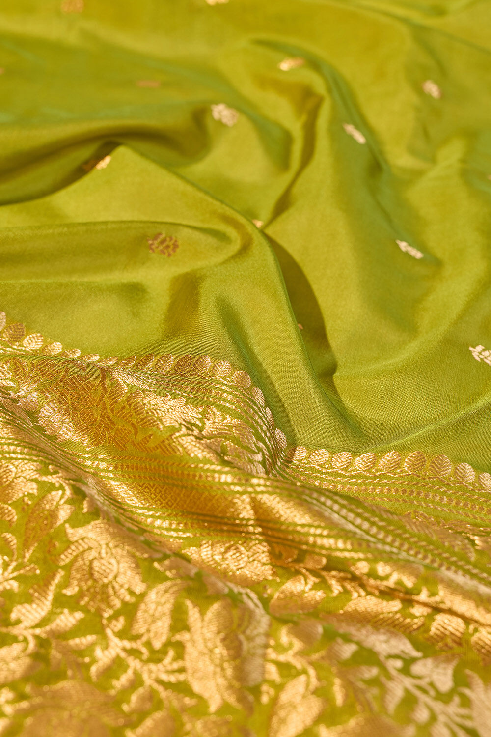 Green Silk Viscose Cutwork Banarasi Saree image number null
