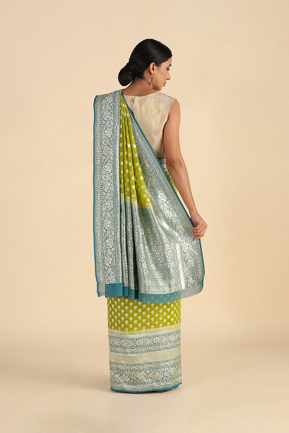 Light Green Handwoven Banarasi Pure Georgette Saree image number null